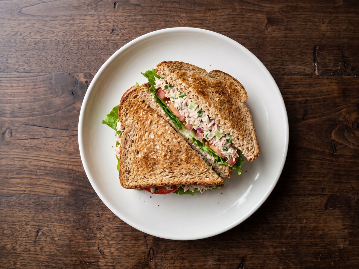 Sándwich de atún — LM Wellness Food